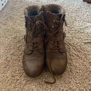 Brown Low Boots